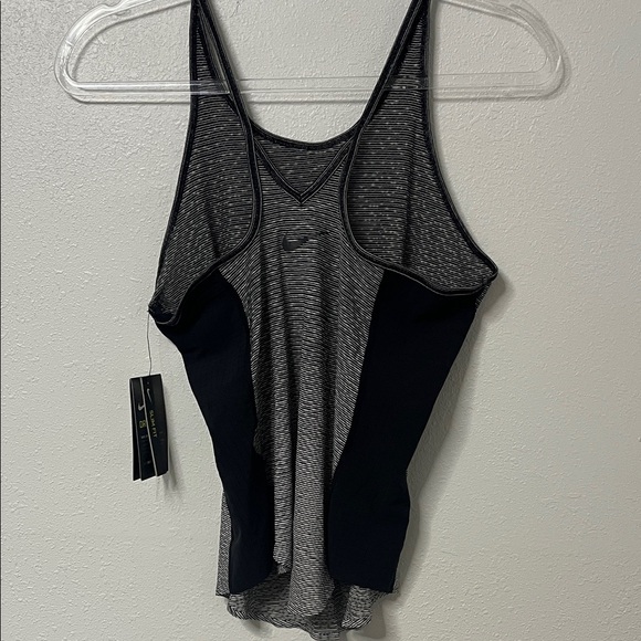 Women's Nike Black and Gray Tank Top - Picture 6 of 7